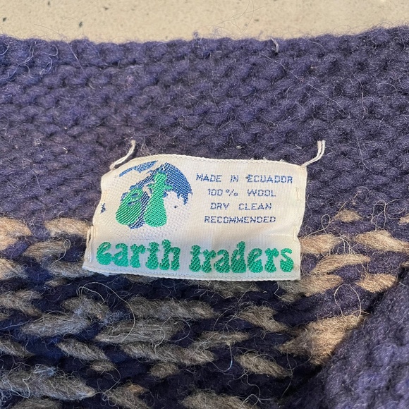 Vintage Earth Traders wool sweater - Picture 9 of 9